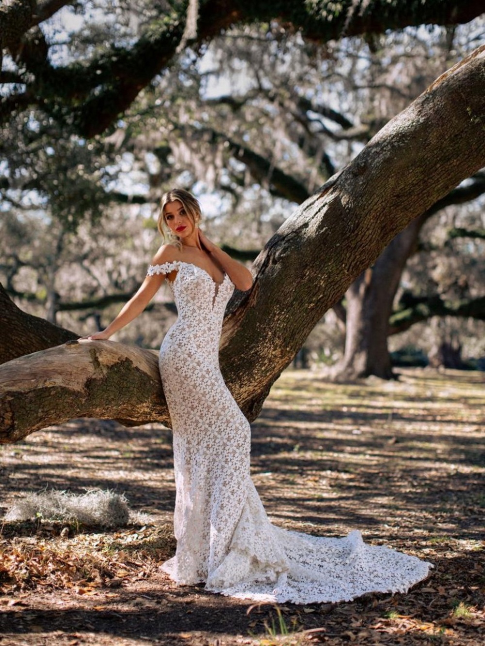 Wedding Dress, - Picture 3 of 5